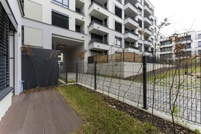 Pronájem bytu 1+kk, Praha - Nusle, Muzikova, 50 m2