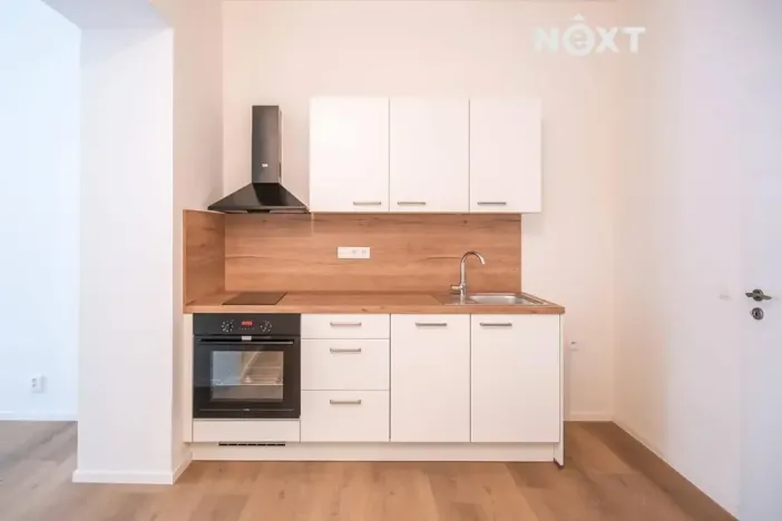 Pronájem bytu 1+1, Praha - Košíře, U Tyrše, 30 m2