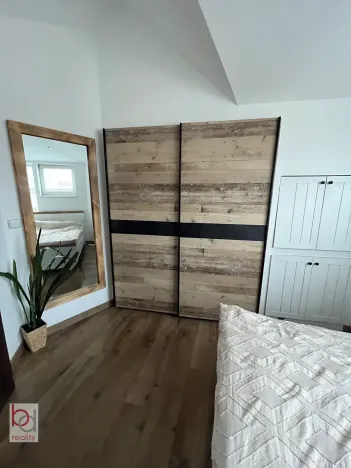 Pronájem bytu 2+kk, České Budějovice, Holečkova, 44 m2