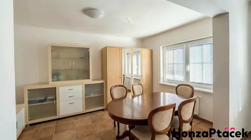 Prodej rodinného domu, Praha, 219 m2