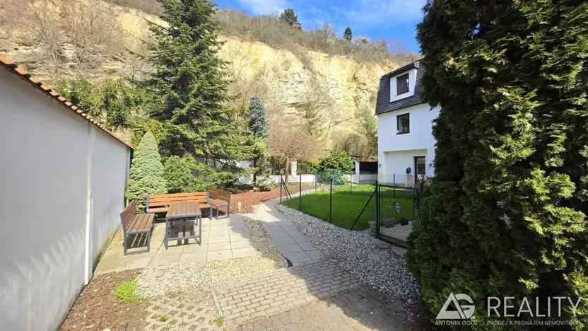 Prodej bytu 3+kk, Praha - Hlubočepy, Pod Žvahovem, 88 m2