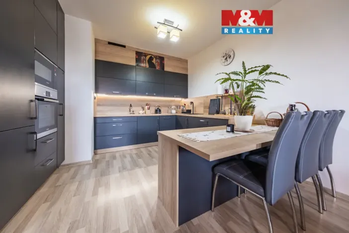 Prodej bytu 3+kk, Chýnov, Slunečný vrch, 80 m2