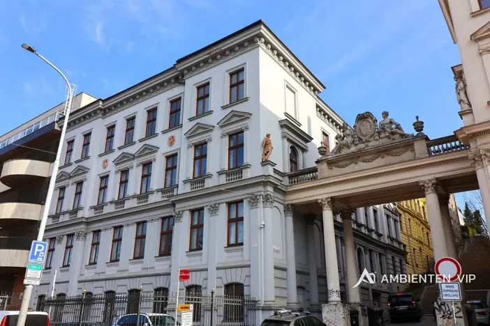 Pronájem bytu 3+1, Brno, Schodová, 143 m2