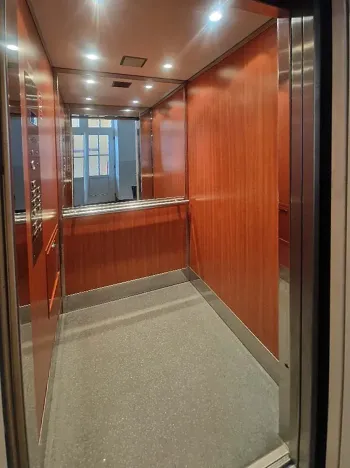 Pronájem bytu 2+kk, Praha - Holešovice, Dělnická, 54 m2