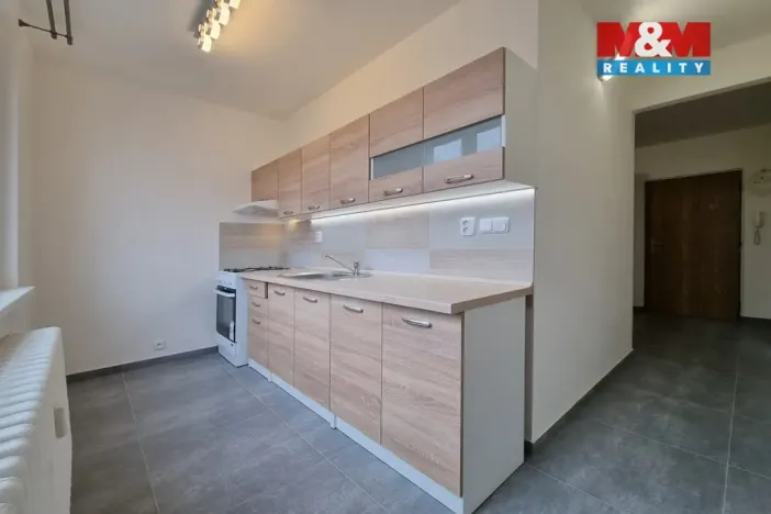 Pronájem bytu 2+1, Karlovy Vary - Stará Role, Fibichova, 54 m2