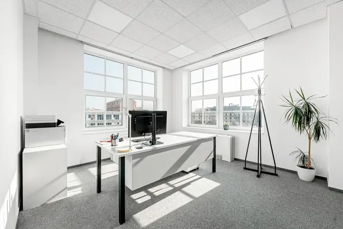 Pronájem obchodního prostoru, Praha - Holešovice, U Uranie, 270 m2