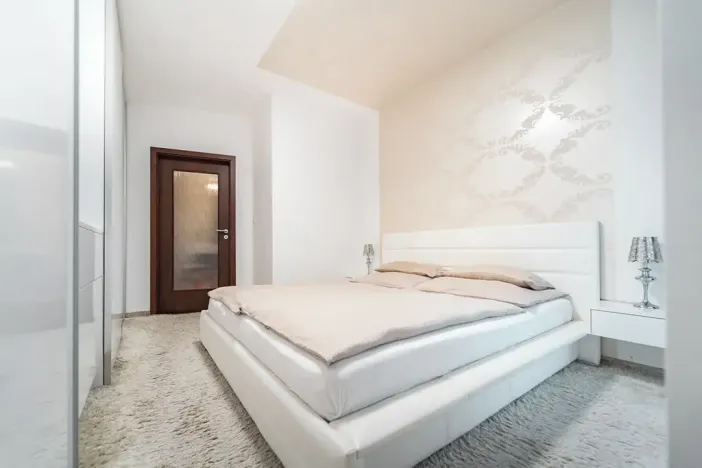 Pronájem bytu 2+kk, Praha - Žižkov, Kališnická, 62 m2