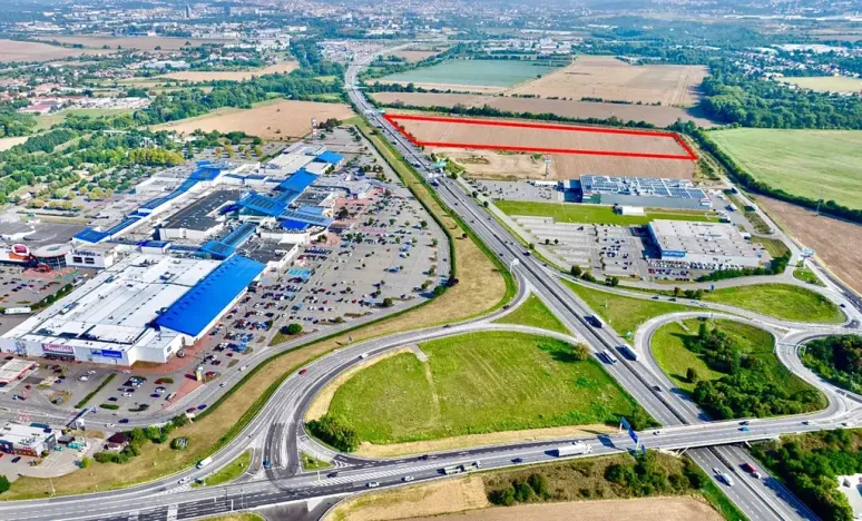 Prodej komerčního pozemku, Modřice, 7000 m2