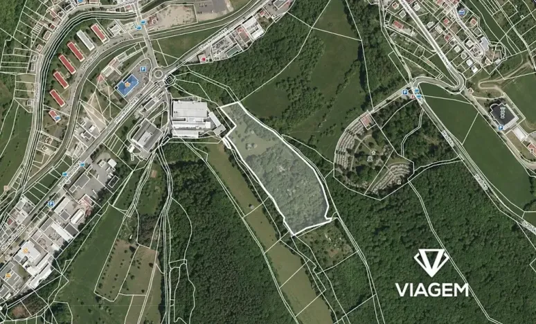 Prodej podílu komerčního pozemku, Luhačovice, 4168 m2