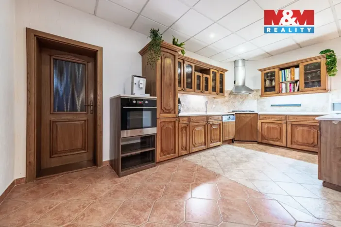 Prodej výrobních prostor, Droužkovice, Rudé armády, 486 m2