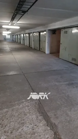 Pronájem garáže, Pardubice, kpt. Bartoše, 20 m2