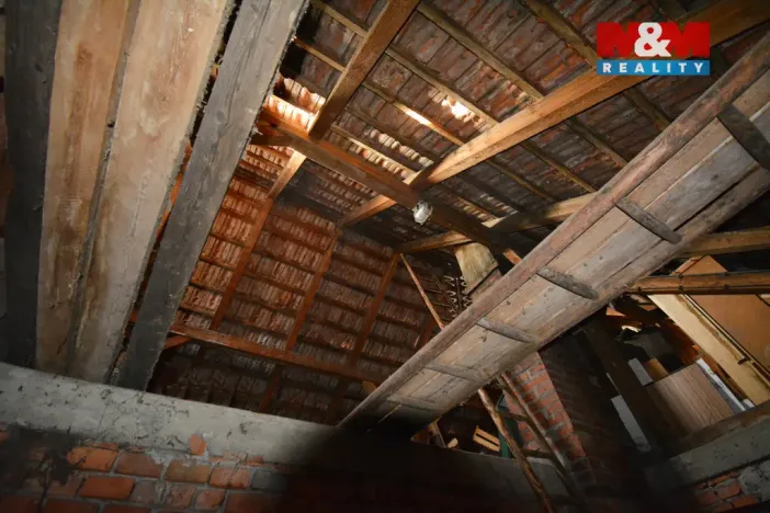 Prodej rodinného domu, Tršice - Zákřov, 200 m2