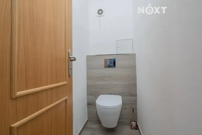 Prodej bytu 2+1, České Budějovice, Skuherského, 80 m2