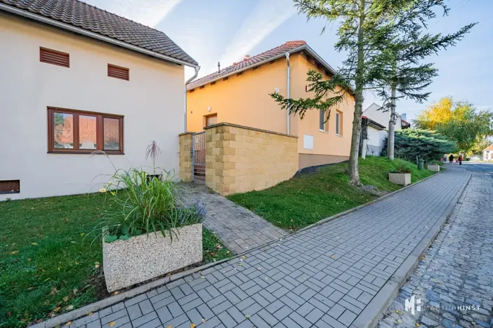 Pronájem výrobních prostor, Zlonín, Hlavní, 50 m2