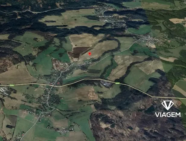 Prodej podílu pole, Huntířov, 1211 m2