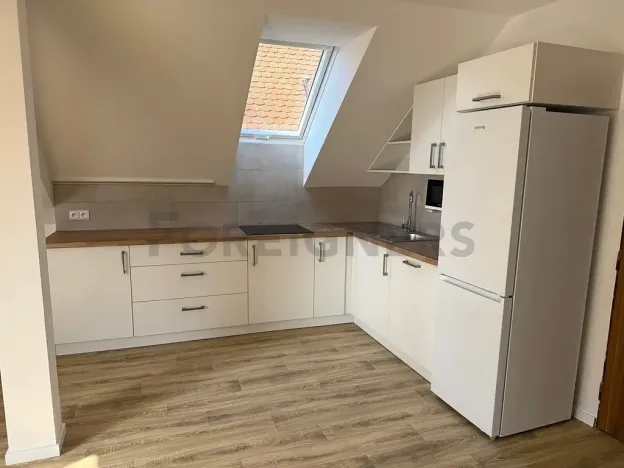 Pronájem bytu 2+1, Hradec Králové, Velké náměstí, 100 m2