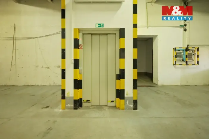 Pronájem obchodního prostoru, Havlíčkův Brod, Havířská, 2200 m2