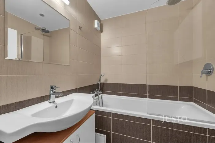 Pronájem bytu 3+kk, Praha - Horní Měcholupy, Livornská, 70 m2