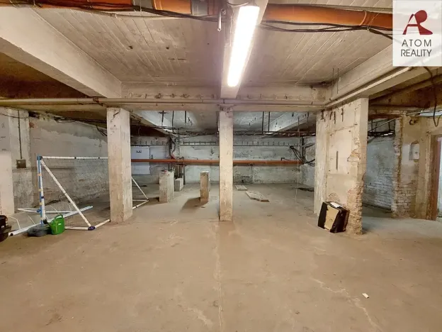 Pronájem skladu, Kolín, Havlíčkova, 700 m2