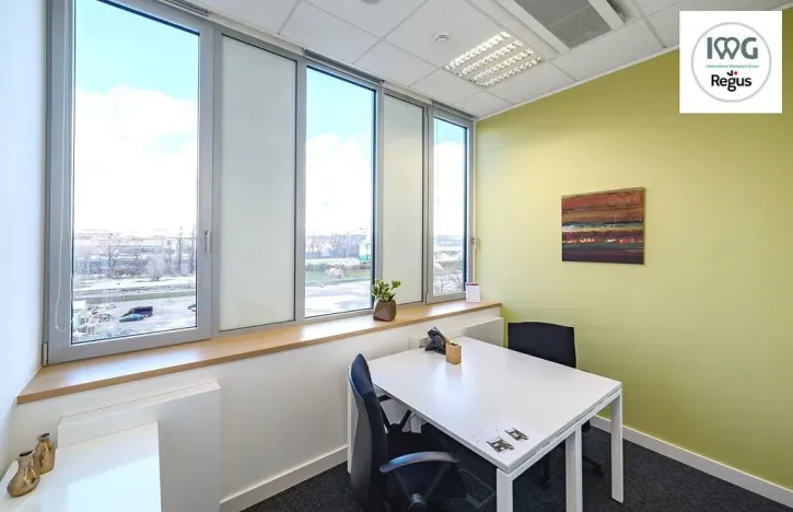 Pronájem kanceláře, Praha - Karlín, Rohanské nábřeží, 110 m2