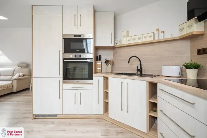 Prodej rodinného domu, Kolešov, 198 m2