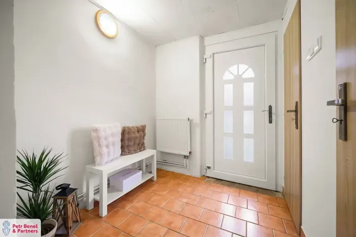 Prodej rodinného domu, Kolešov, 198 m2