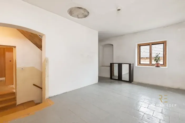 Prodej vícegeneračního domu, Chotiněves, 495 m2