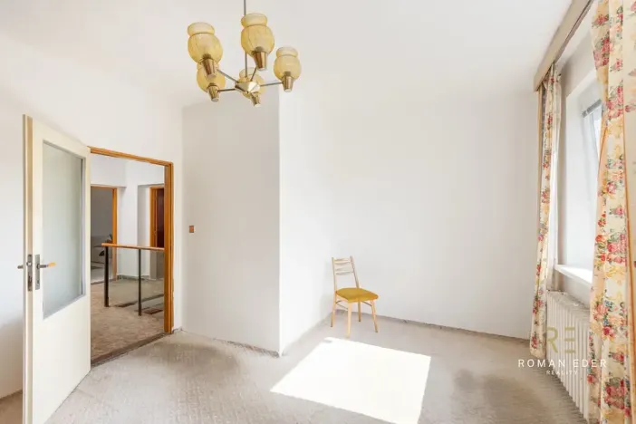 Prodej vícegeneračního domu, Praha - Záběhlice, Střemchová, 348 m2