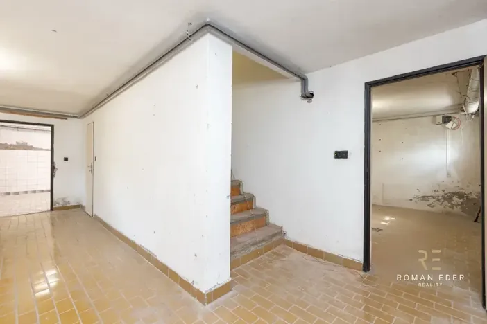 Prodej vícegeneračního domu, Praha - Záběhlice, Střemchová, 348 m2