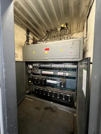 Prodej výrobních prostor, Karlovy Vary, K Přehradě, 8061 m2