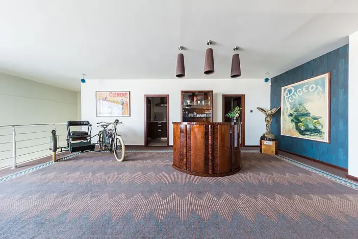 Prodej obchodního prostoru, Jinočany, Severní, 1000 m2