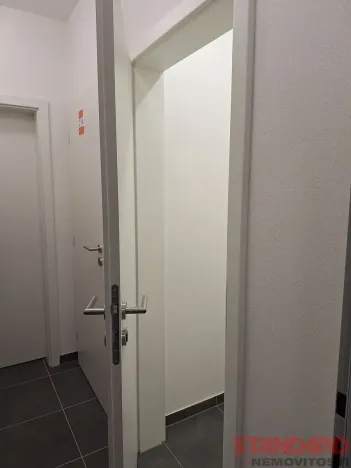 Pronájem bytu 1+kk, Dobřany, Ústavní, 37 m2