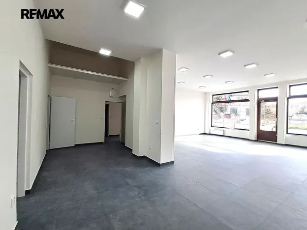 Pronájem obchodního prostoru, Praha - Michle, Podle Kačerova, 98 m2