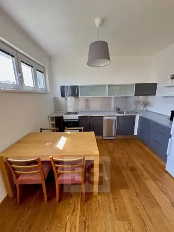 Pronájem bytu 2+kk, Praha - Holešovice, Osadní, 43 m2