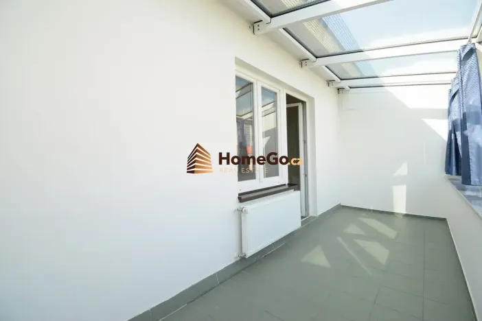 Pronájem bytu 2+kk, Praha - Nusle, U gymnázia, 52 m2