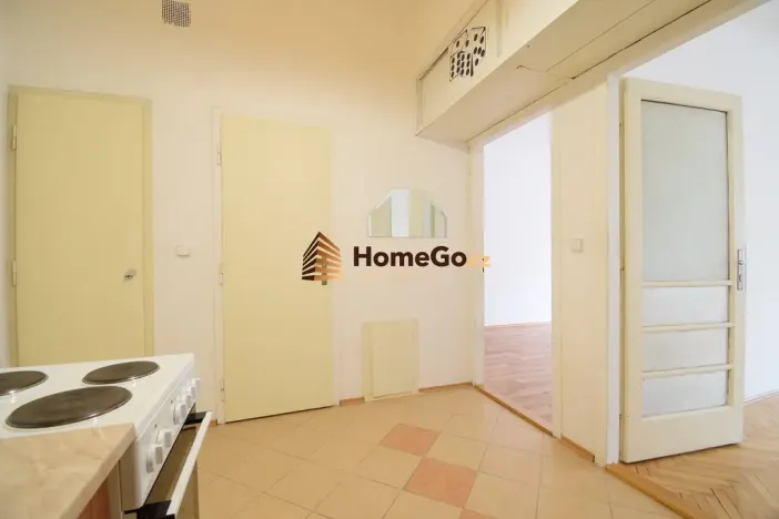 Pronájem bytu 2+1, Praha - Nusle, U gymnázia, 62 m2