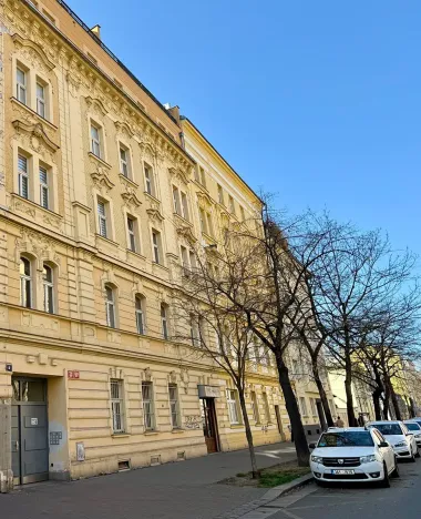 Prodej bytu 1+kk, Praha - Holešovice, Na Maninách, 26 m2