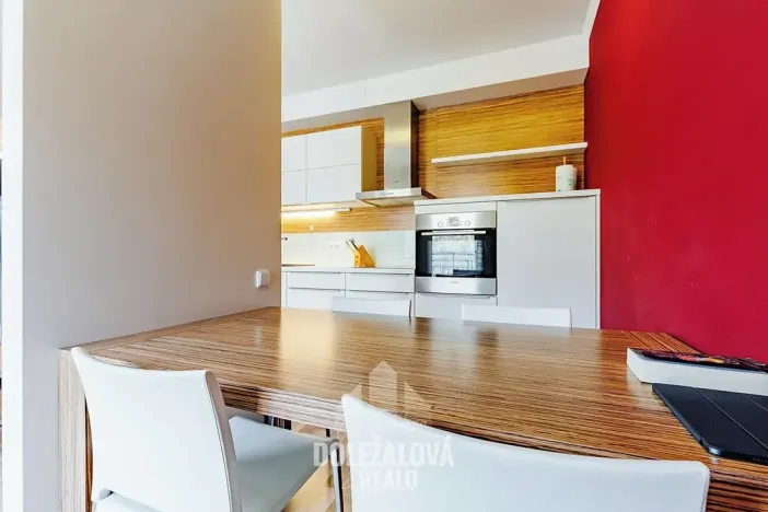 Pronájem bytu 2+kk, Jihlava, U Dlouhé stěny, 58 m2