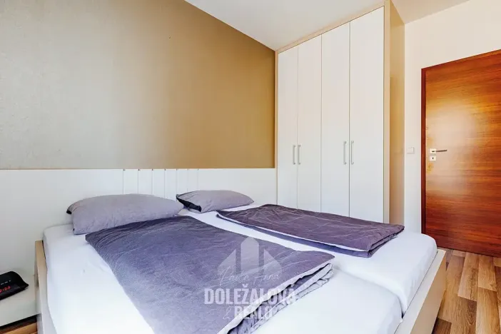 Pronájem bytu 2+kk, Jihlava, U Dlouhé stěny, 58 m2