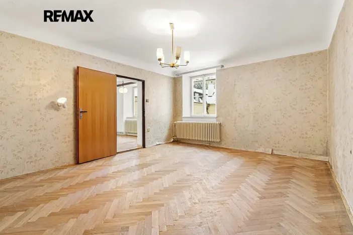 Prodej bytu 4+1, Praha - Malá Strana, Valdštejnská, 117 m2