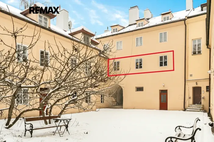 Prodej bytu 4+1, Praha - Malá Strana, Valdštejnská, 117 m2