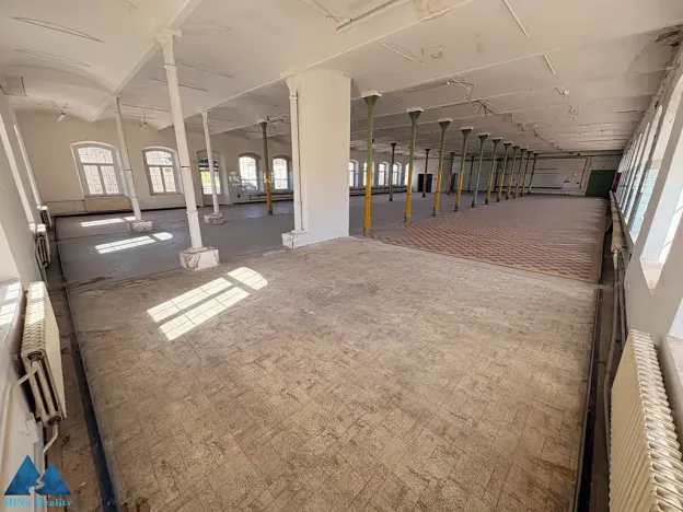 Pronájem skladu, Trutnov, Tovární, 637 m2