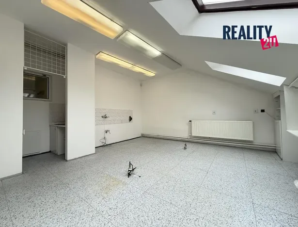 Pronájem ordinace, Svitavy, náměstí Míru, 82 m2