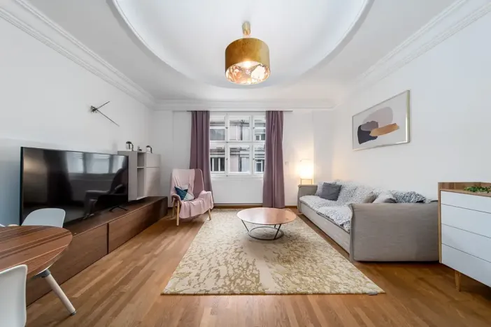 Prodej bytu 2+kk, Praha - Staré Město, Dlouhá, 72 m2