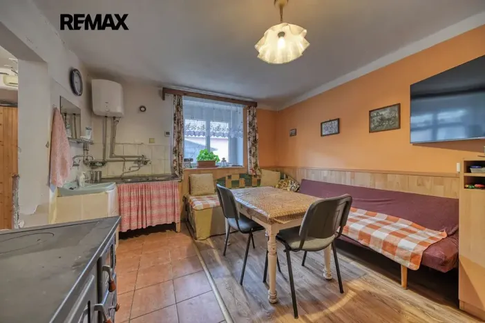 Prodej rodinného domu, Městec Králové, U Nového, 44 m2