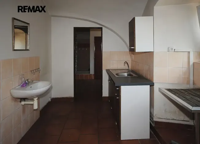 Prodej komerční nemovitosti, Církvice, 6984 m2