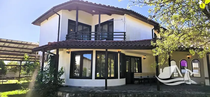 Prodej rodinného domu, Karnobat, Bulharsko, 206 m2