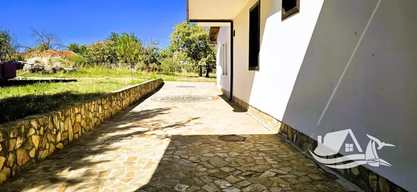 Prodej rodinného domu, Karnobat, Bulharsko, 206 m2