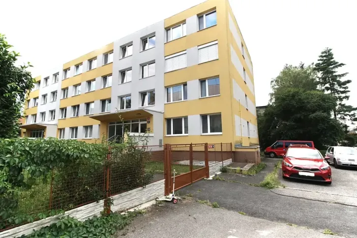 Pronájem bytu 3+kk, Praha - Modřany, Klostermannova, 69 m2