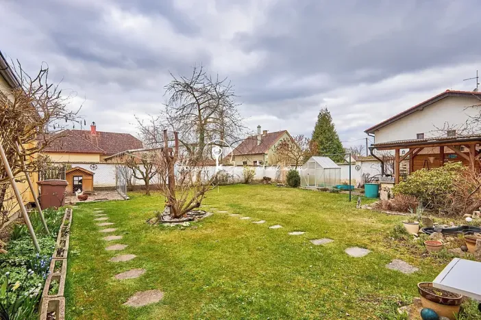 Prodej rodinného domu, Pištín, 231 m2